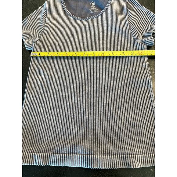 AURA Girls M/L Grey ribbed t-shirt - Picture 4 of 5